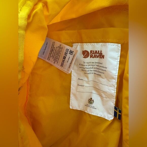 Fjallraven Kanken Backpack - Picture 3 of 10